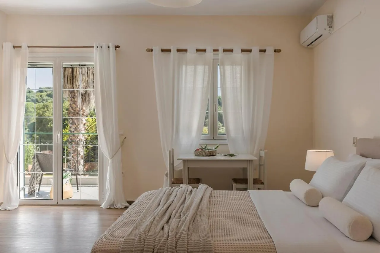 Aparthotel Theros Retreat Spartià
